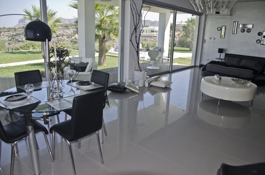 Reveli Estate Villa Калатас Екстериор снимка