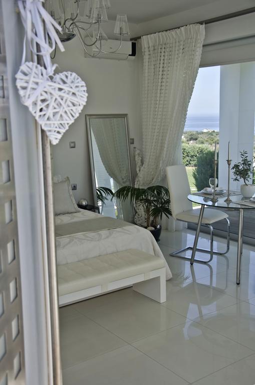 Reveli Estate Villa Калатас Екстериор снимка